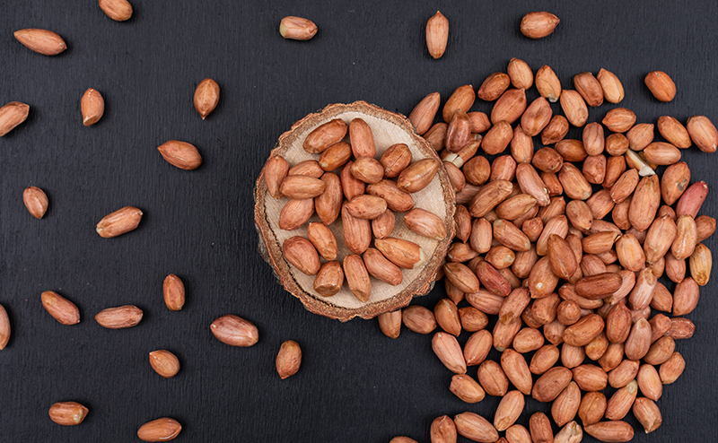 Red Skin Blanched Peanuts